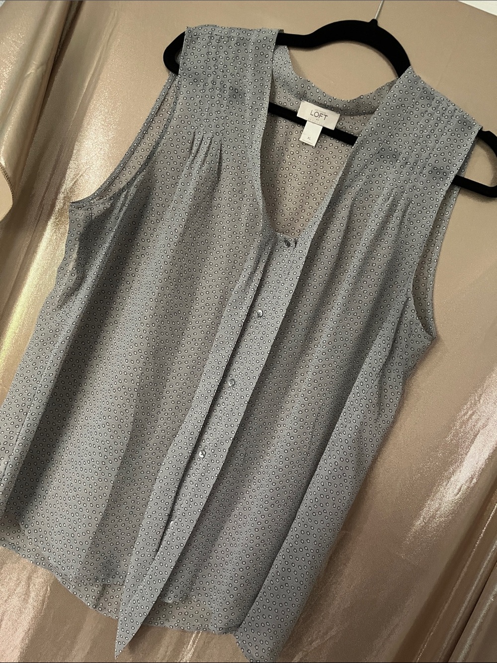 LOFT Light Blue Sleeveless Button-Front Camisole with Geo Dot Print